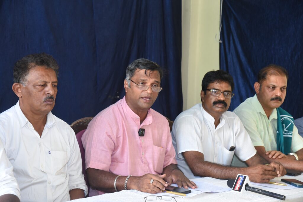 ಮಂಗಳೂರು: ಫೆ.12 ಅಖಿಲ ಭಾರತ ಮಹಾಮುಷ್ಕರ: ರಸ್ತೆತಡೆಗೆ ಕರೆ