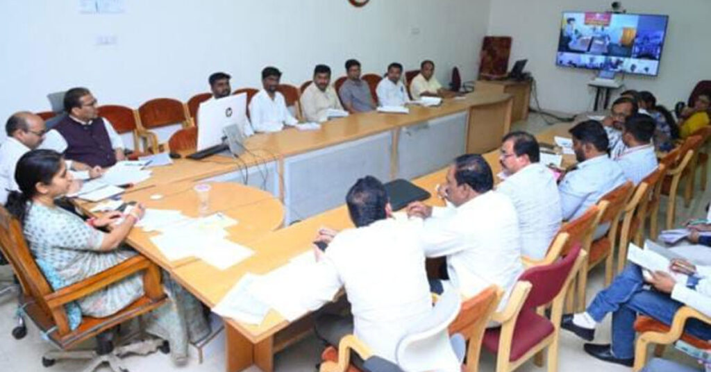 ಬೀದರ್ ಜಿಲ್ಲೆಯಲ್ಲಿ ನೀರು-ಮೇವು ಕೊರತೆ ಮುನ್ನೆಚ್ಚರಿಕೆ: ಡಿಸಿ ಶಿಲ್ಪಾ ಶರ್ಮಾ ಸೂಚನೆ