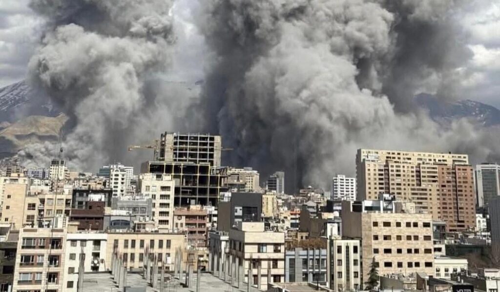 ಇರಾನ್ ಯುದ್ಧದ ಪರಿಣಾಮ: ಭಾರತದ ಆರ್ಥಿಕತೆಗೆ ಆತಂಕ – ಪೆಟ್ರೋಲ್ ಬೆಲೆ ಏರಿಕೆ ಸಾಧ್ಯತೆ